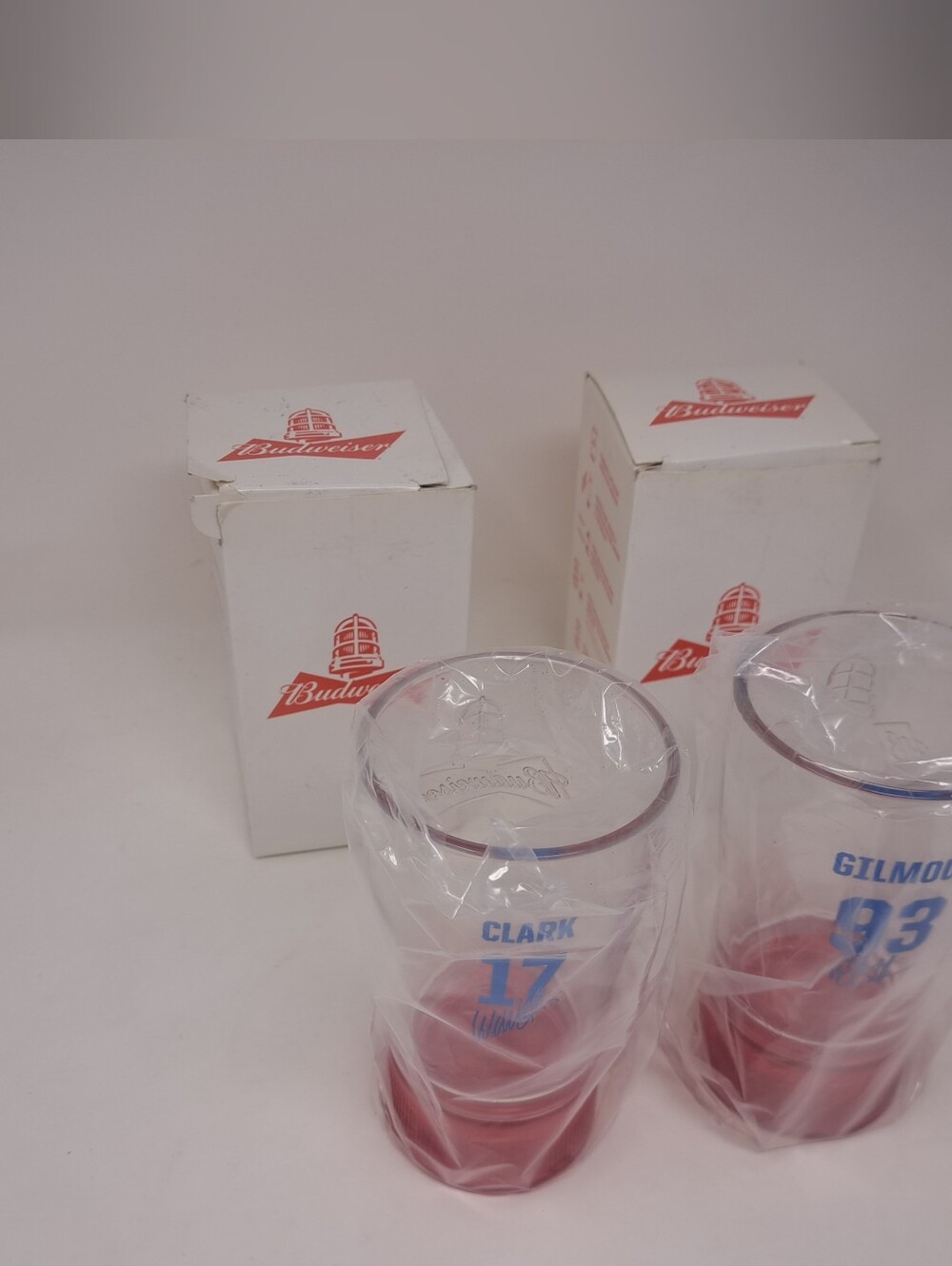 NEW Budweiser Red Light Goal Glass NHL Hockey Toronto Maple Leafs Clark Gilmour - Picture 3 of 9
